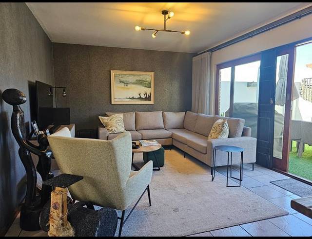 3 BEDROOM TOWNHOUSE FOR SALE IN MOSSEL BAY CENTRAL